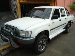 TOYOTA Hilux Caminhonete 3.0 4P SRV DIESEL CABINE DUPLA