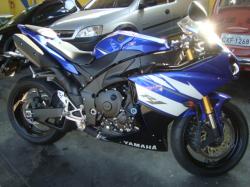 YAMAHA YZF R1 1000 