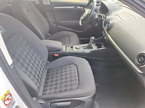 AUDI A3 1.4 16V 4P TFSI SPORTBACK S-TRONIC AUTOM�TICO, Foto 13