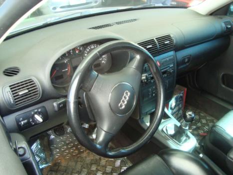 AUDI A3 1.6 4P, Foto 4