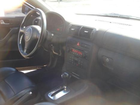 AUDI A3 1.8 4P, Foto 2