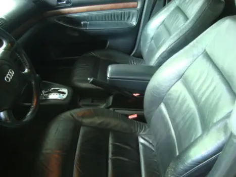 AUDI A4 2.8 V6 30V 4P AUTOM�TICO, Foto 2