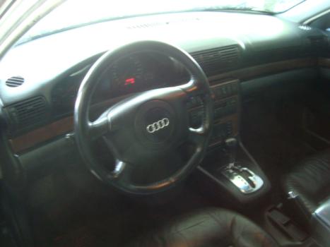 AUDI A4 2.8 V6 30V 4P AUTOM�TICO, Foto 3