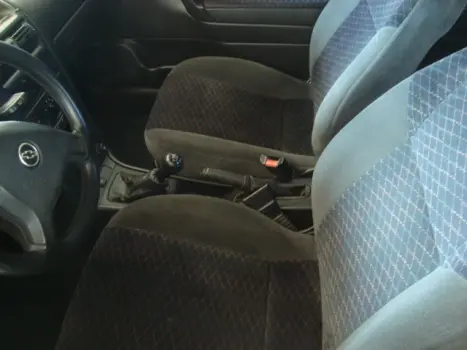 CHEVROLET Astra Hatch 2.0 GLS, Foto 3