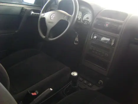 CHEVROLET Astra Hatch 2.0 4P ADVANTAGE  FLEX, Foto 4