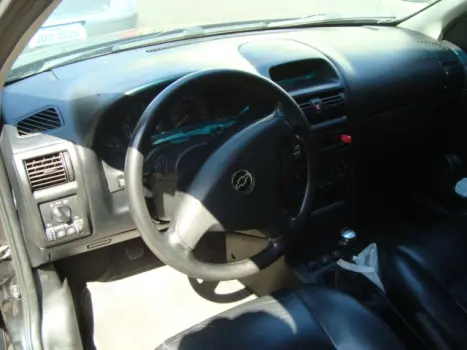 CHEVROLET Astra Hatch 2.0 4P ADVANTAGE  FLEX, Foto 3