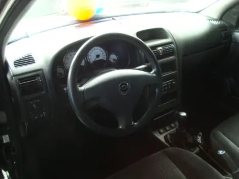 CHEVROLET Astra Hatch 2.0 4P ADVANTAGE  FLEX, Foto 4