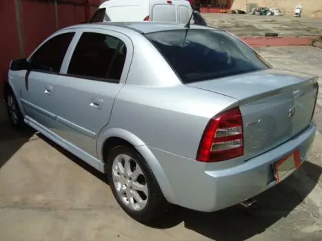CHEVROLET Astra Sedan 2.0 4P, Foto 4