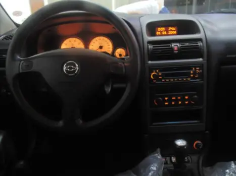 CHEVROLET Astra Sedan 2.0 4P FLEX ADVANTAGE, Foto 3