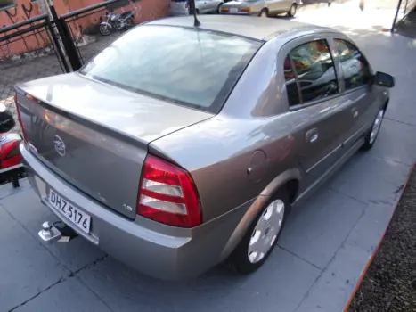 CHEVROLET Astra Sedan 1.8 4P GL, Foto 2