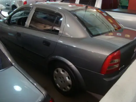 CHEVROLET Astra Sedan 1.8 4P GL, Foto 4