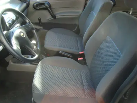 CHEVROLET Classic Sedan 1.0 4P VHCE FLEX LS, Foto 2