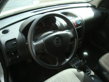 CHEVROLET Corsa Hatch 1.4 4P PREMIUM FLEX, Foto 4