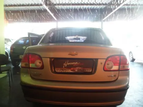 CHEVROLET Corsa Sedan 1.0 4P VHCE LS FLEX, Foto 3