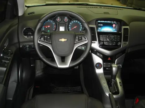 CHEVROLET Cruze Hatch 1.8 16V 4P LTZ SPORT6 FLEX, Foto 4