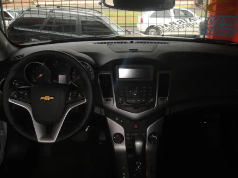 CHEVROLET Cruze Hatch 1.8 16V 4P LT ECOTEC FLEX, Foto 4