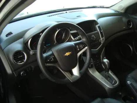 CHEVROLET Cruze Hatch 1.8 16V 4P LT ECOTEC FLEX, Foto 4