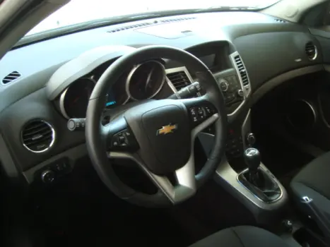 CHEVROLET Cruze Hatch 1.8 16V 4P LT ECOTEC FLEX, Foto 3