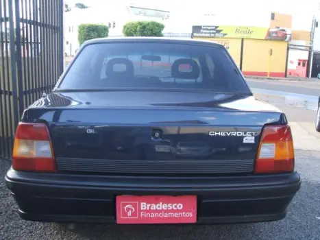 CHEVROLET Monza Sedan 1.8 GL, Foto 2