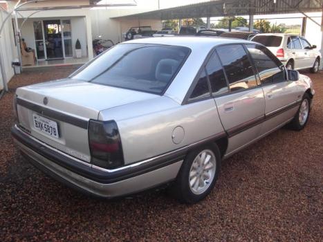 CHEVROLET Omega 2.2 4P GLS, Foto 2