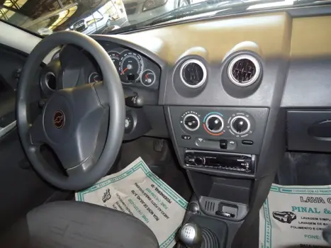 CHEVROLET Prisma 1.4 4P MAXX FLEX, Foto 2