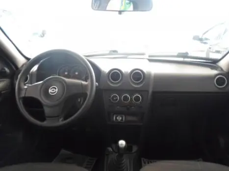 CHEVROLET Prisma 1.4 4P MAXX FLEX, Foto 2