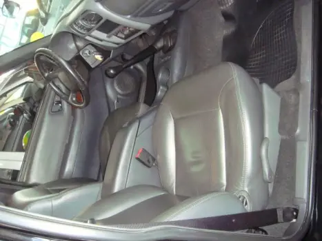 CHEVROLET S10 2.4 FLEX EXECUTIVE CABINE DUPLA, Foto 2