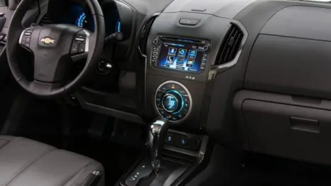 CHEVROLET S10 2.4 FLEX LT CABINE DUPLA, Foto 4