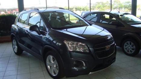CHEVROLET Tracker 1.8 16V 4P FLEX LTZ AUTOM�TICO, Foto 3