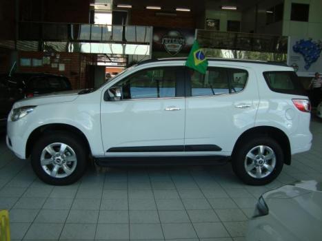 CHEVROLET Trailblazer 3.6 V6 4P LTZ 4X4 AUTOM�TICO, Foto 3