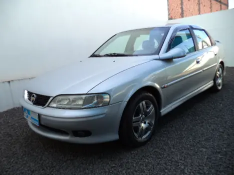 CHEVROLET Vectra Sedan 2.2 4P MILENIUM, Foto 2