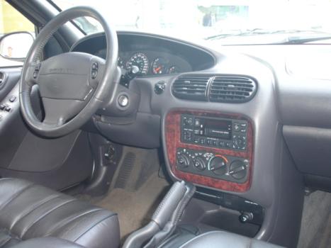 CHRYSLER Stratus LX 2.5 V6 4P, Foto 4