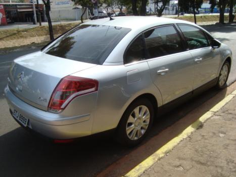 CITROEN C4 Sedan 2.0 16V 4P EXCLUSIVE PALLAS, Foto 3