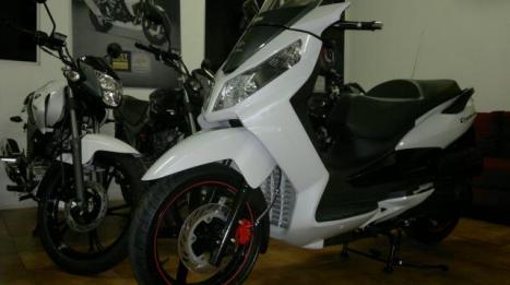 DAFRA Citycom 300 I , Foto 1