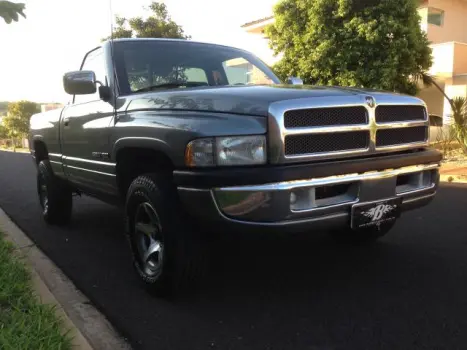 DODGE Ram 5.9 I6 24V 2500 SLT 4X4 CABINE SIMPLES HAVE DUTY TURBO DIESEL AUTOM�TICO, Foto 1