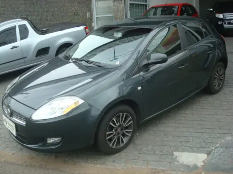 FIAT Bravo 1.8 16V 4P ESSENCE FLEX, Foto 2