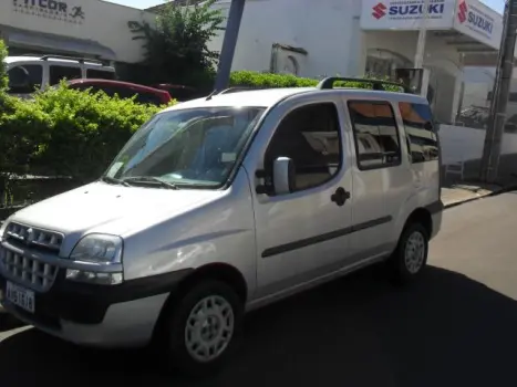 FIAT Doblo 1.8 4P ELX FLEX, Foto 2