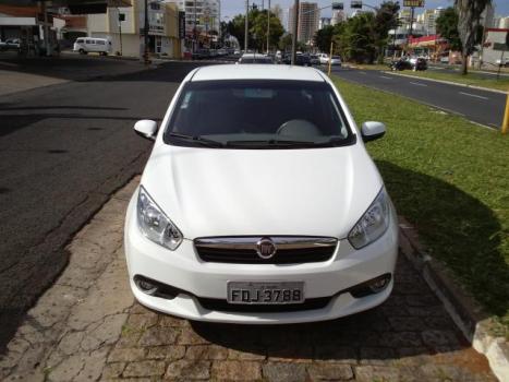 FIAT Grand Siena 1.6 16V 4P ESSENCE FLEX, Foto 1