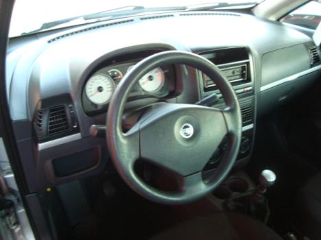 FIAT Idea 1.4 4P ELX FLEX, Foto 3