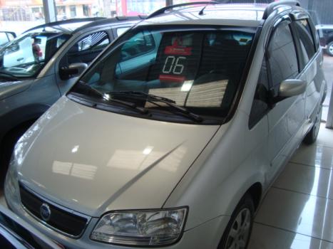 FIAT Idea 1.4 4P ELX FLEX, Foto 2