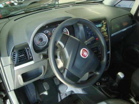 FIAT Idea 1.6 16V 4P ESSENCE FLEX, Foto 4