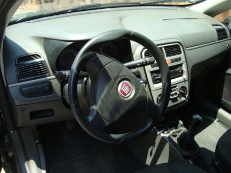 FIAT Punto 1.4 4P ELX FLEX, Foto 4