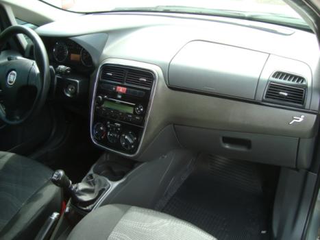 FIAT Punto 1.4 4P ELX FLEX, Foto 4