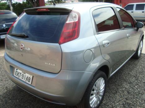 FIAT Punto 1.4 4P ELX FLEX, Foto 2