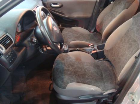FIAT Stilo 1.8 4P FLEX DUALOGIC AUTOMATIZADO, Foto 3