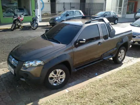 FIAT Strada 1.8 FLEX ADVENTURE CABINE ESTENDIDA, Foto 3