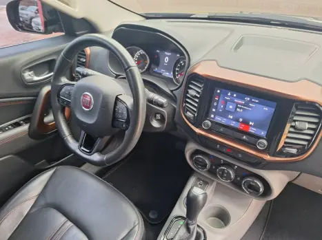 FIAT Toro 2.0 16V 4P 4WD VOLCANO TURBO AUTOM�TICO, Foto 2