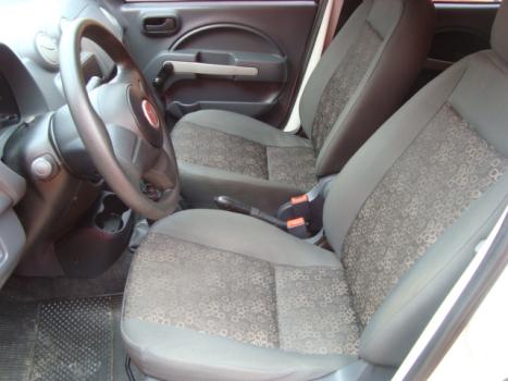 FIAT Uno 1.0 4P FLEX VIVACE, Foto 2