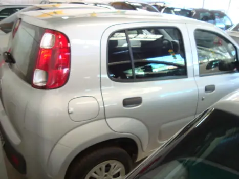 FIAT Uno 1.0 4P FLEX VIVACE, Foto 4