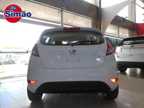 FORD  1.5 16V 4P S FLEX , Foto 4